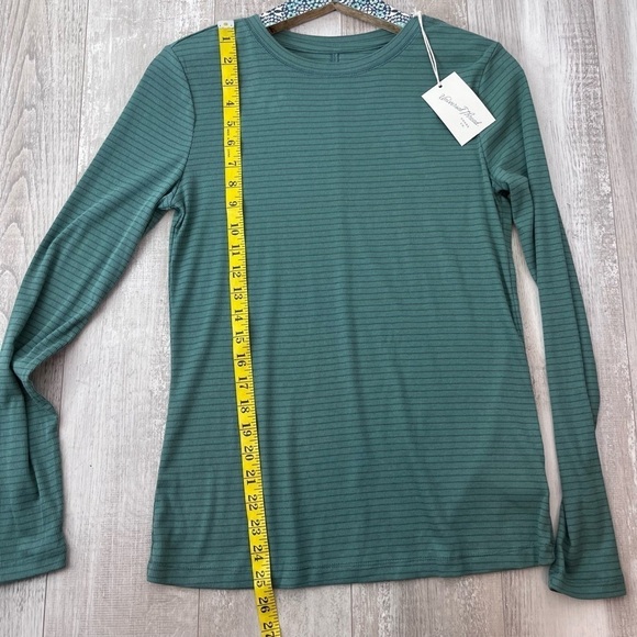 STRANGER THINGS Green Striped Long Sleeve Thermal Top M ASO Max Mayfield - Picture 12 of 13